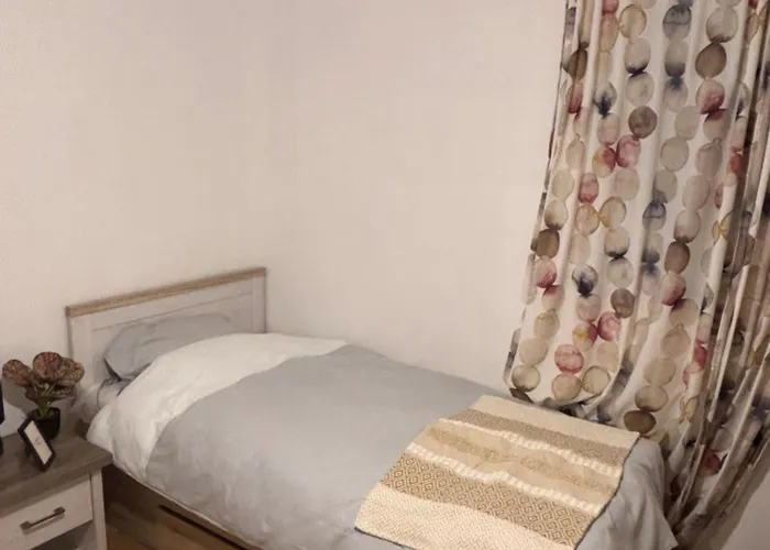 Baierrefreies Stielzchen Steinbeck شقة